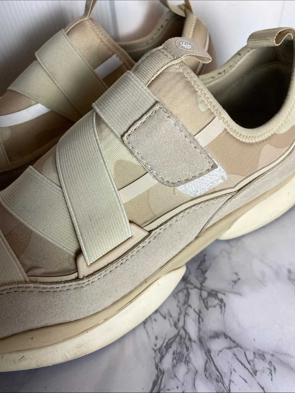 Nurture Dillion Beige Slip-On Platform Sneakers Camouflage Response Tech Size 10